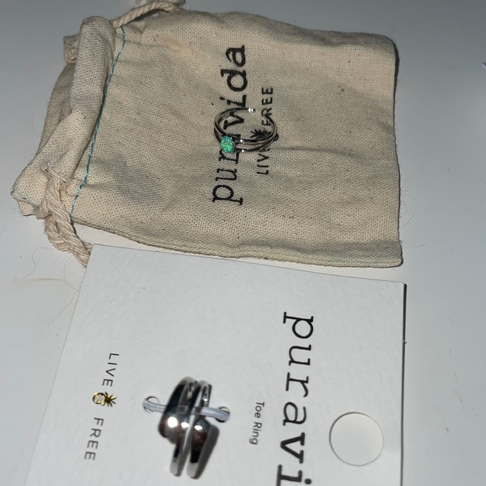 Pura Vida toe rings